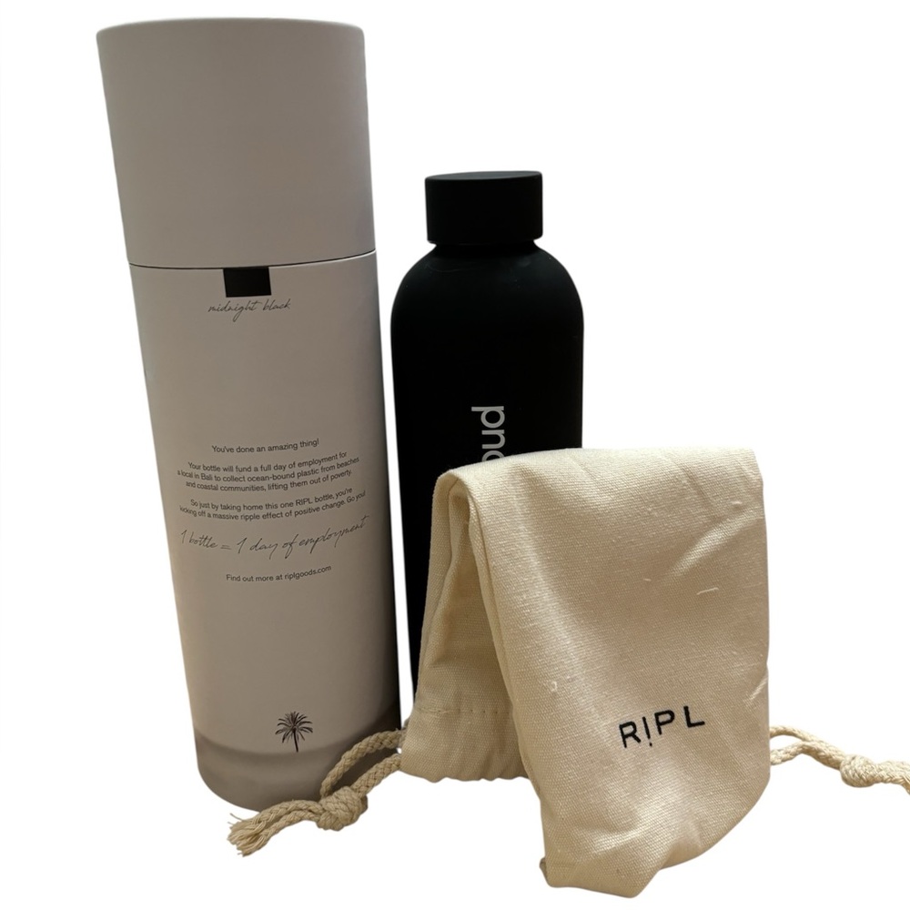 RIPL Black Premium Insulated Water Bottle 500ml NWT